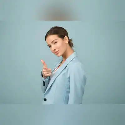 屈霜莲